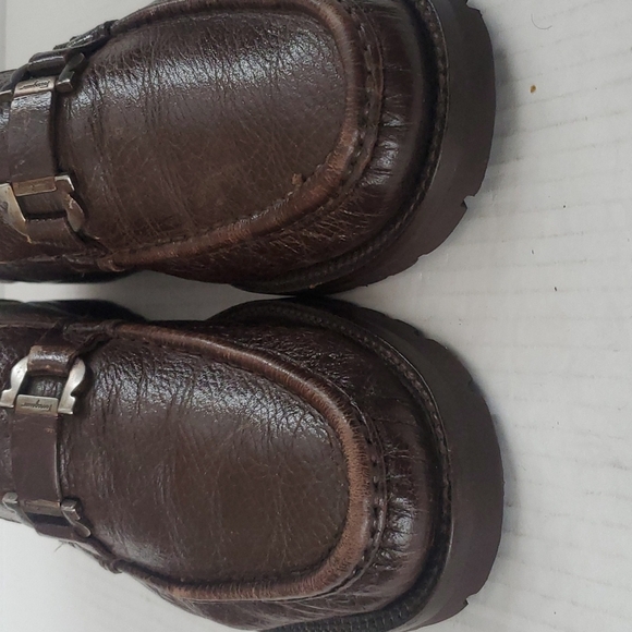 Salvatore Ferragamo Horse Bit Loafers Pebble Leather Vibram Gumlite Sole… main image 5